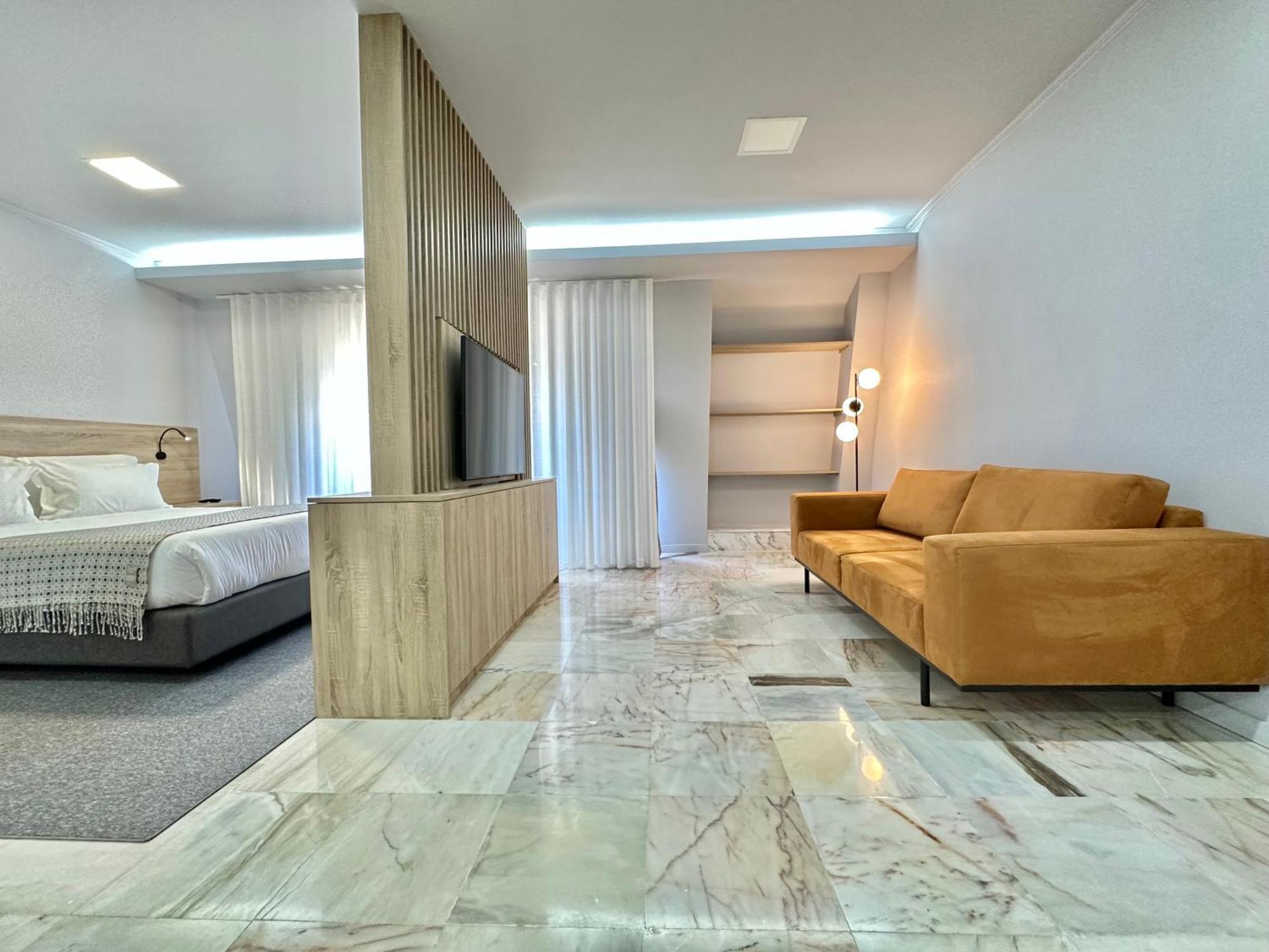 Youropo - Downtown Porto Luaran gambar
